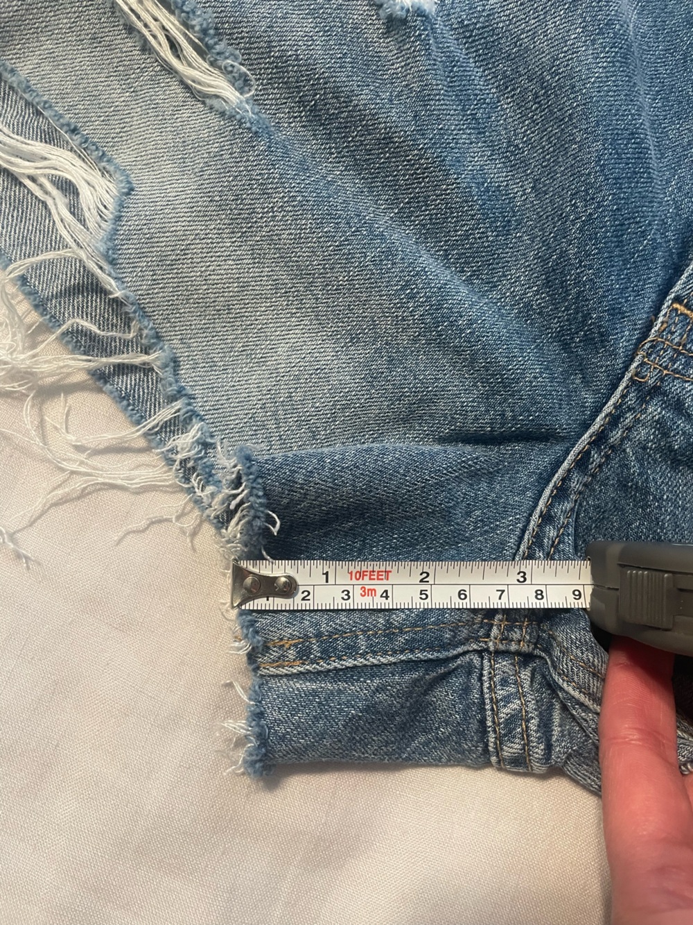 Lucky Brand Mid Rise Festival Denim Shorts in Gone Surfin’ Wash Sz 30 - Picture 12 of 13